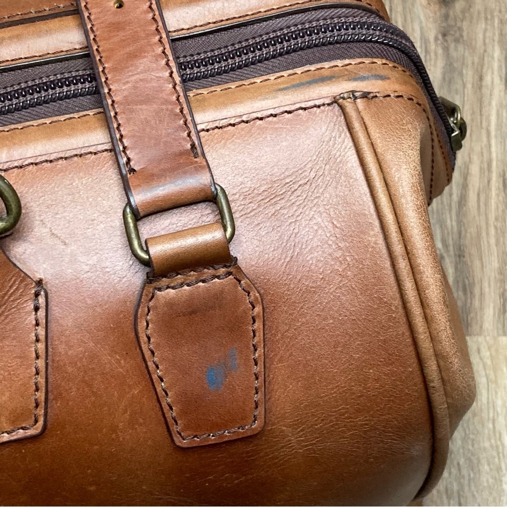 Duluth Trading Leather AWOL Weekender Duffel Bag-Brown-Buckle/Zip-Quiet Luxury - Picture 11 of 16